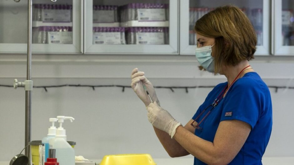 «Εκτόξευση» των εμβολιασμών στη Λάρισα