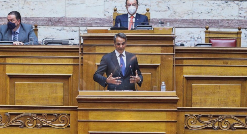 Σφυροκόπημα ΣΥΡΙΖΑ στο νέο κρεσέντο χυδαιότητας και λαϊκισμού του Πρωθυπουργού: “Με την ανικανότητά του θα φέρει τελικά και φονικό χειμώνα και ακόμα ένα καταστροφικό λοκντάουν”