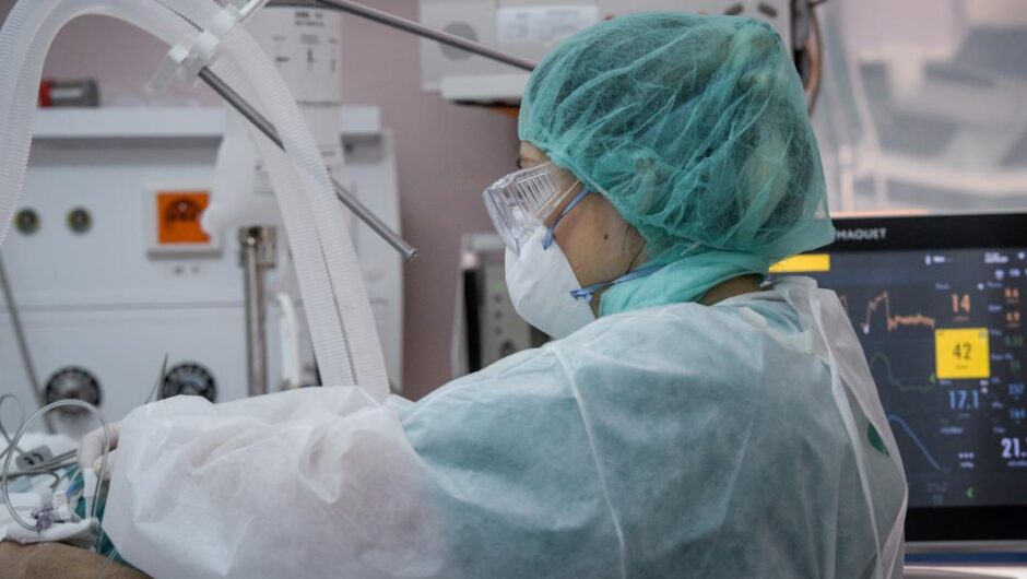 Θεόδωρος Βασιλακόπουλος / Δήλωση «βόμβα» – Βάφτισαν κλίνες ΜΕΘ ενώ δεν ήταν και αυξήθηκαν οι θάνατοι