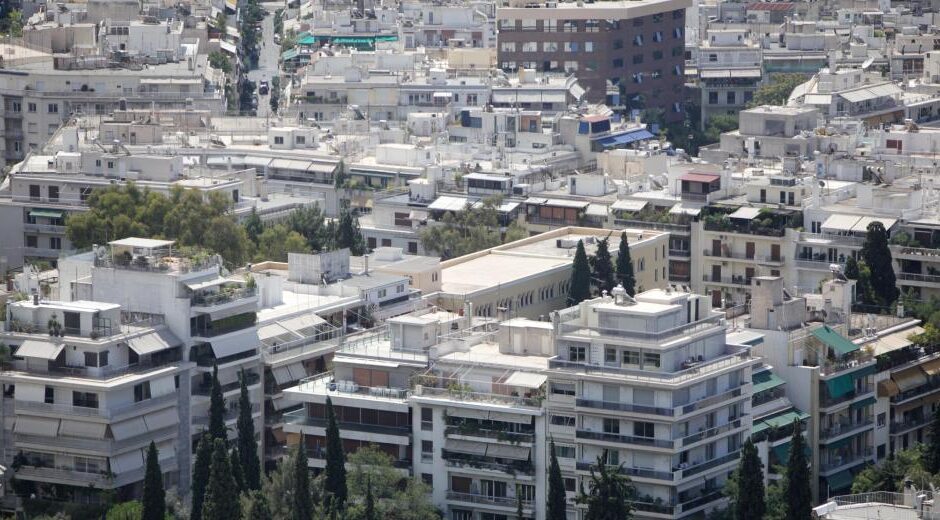 Οι δικηγόροι παρατείνουν το μπλόκο στους πλειστηριασμούς