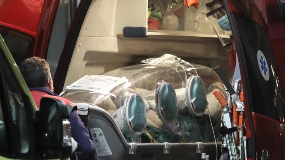 Κορωνοϊός / Η επιστροφή του εφιάλτη – Οι γιατροί ξεκίνησαν να επιλέγουν ασθενείς