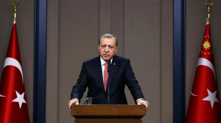 Μήνυση Ερντογάν κατά της εφημερίδας «Δημοκρατία» και τεσσάρων δημοσιογράφων