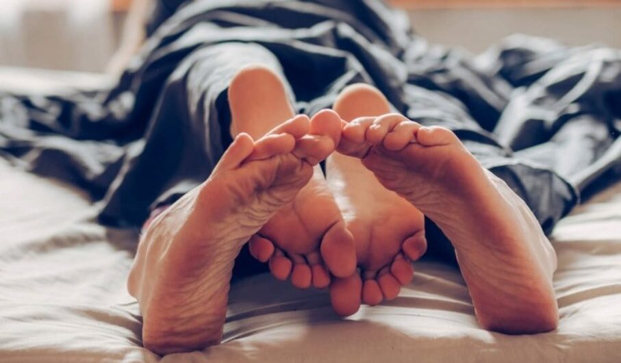 Σεξ: Πόσο συχνά κάνουν έρωτα οι παντρεμένοι;