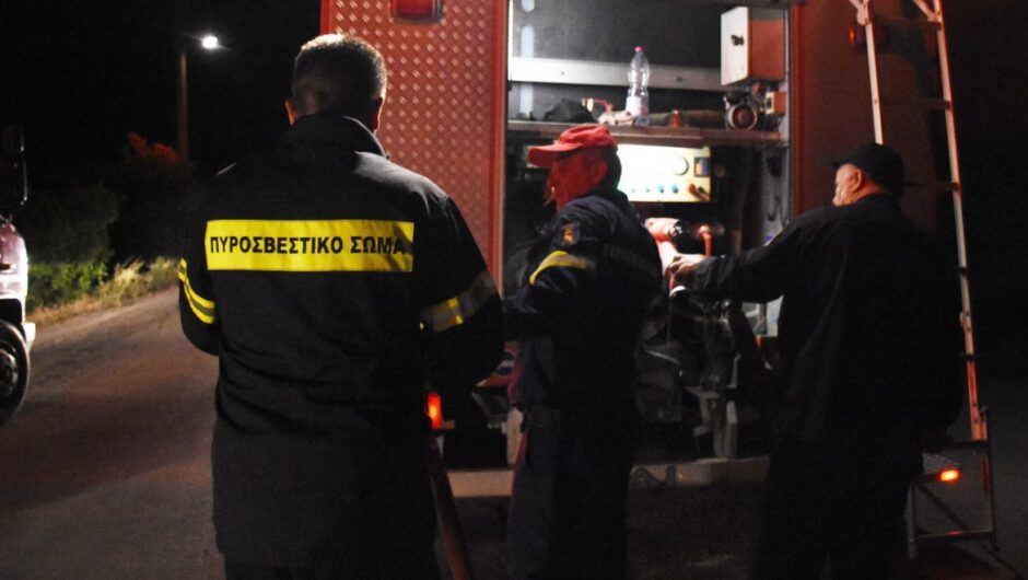 Μεγάλη φωτιά σε στάβλο έξω από την Ελασσόνα: Κάηκαν 60 αρνιά και εγκαταστάσεις