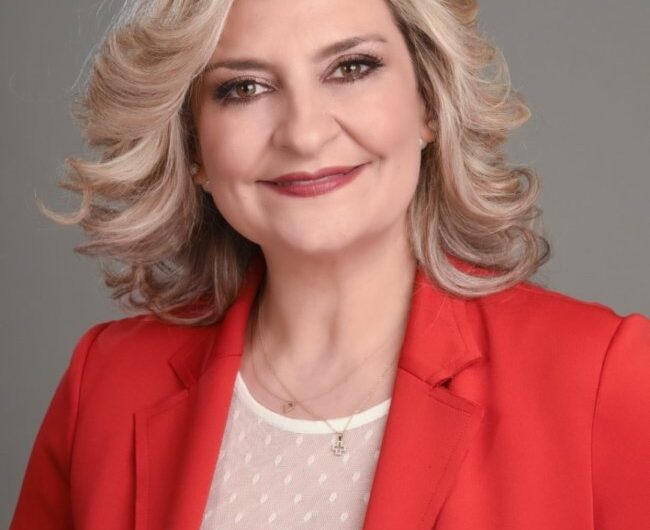 «Το άγγιγμα» : Το πρωτοχρονιάτικο μήνυμα της Ε.Λιακούλη