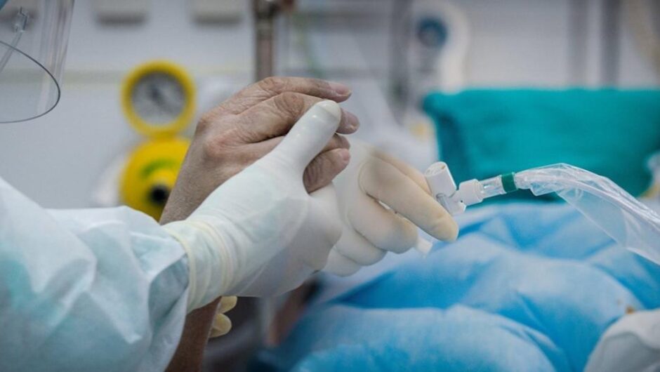 Κορωνοϊός / 20.055 θάνατοι, μια ολόκληρη πόλη