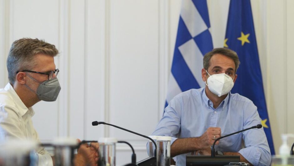 Φιάσκο πάνω στο φιάσκο