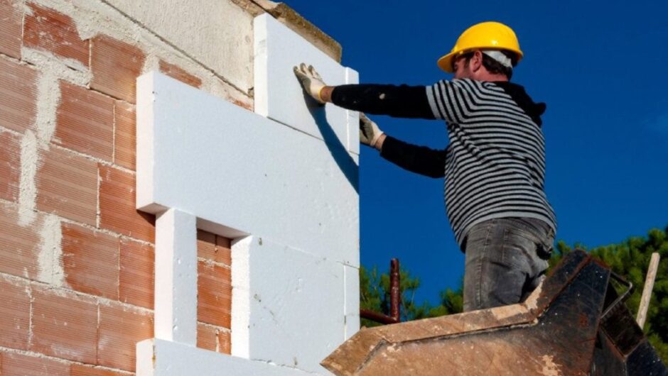 Νέο «Εξοικονομώ»: Δημοσιεύεται σήμερα ο Οδηγός – Οι προϋποθέσεις και τα ποσά της επιδότησης