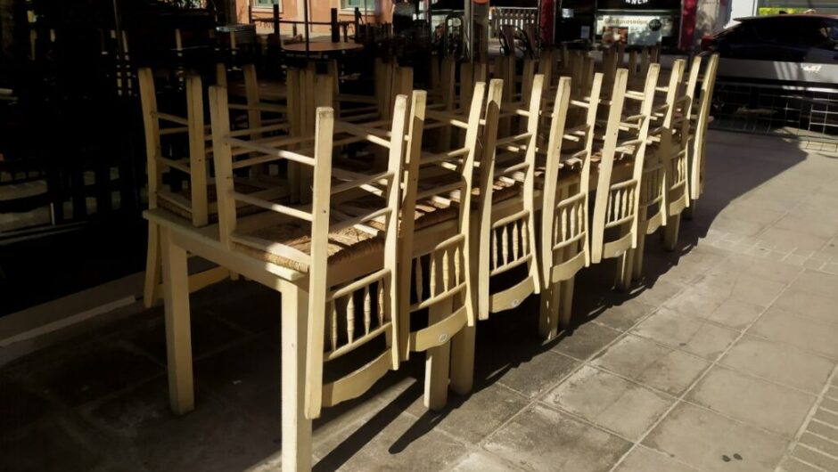 Τέλος τα παραμύθια