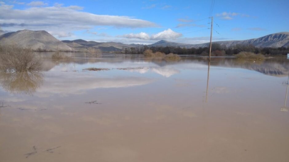 Φαρκαδόνα: Χιλιάδες στρέμματα καλλιεργειών στο έλεος του Πηνειού