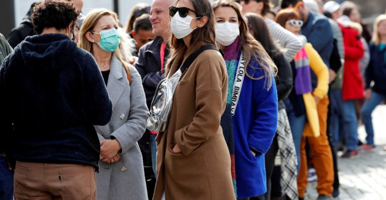 Κορωνοϊός: Ποιες μάσκες δεν προστατεύουν καλά – “Να καταργηθούν” λέει ο Λαρισαίος καθηγητής Φαρμακολογίας Αχ. Γραβάνης