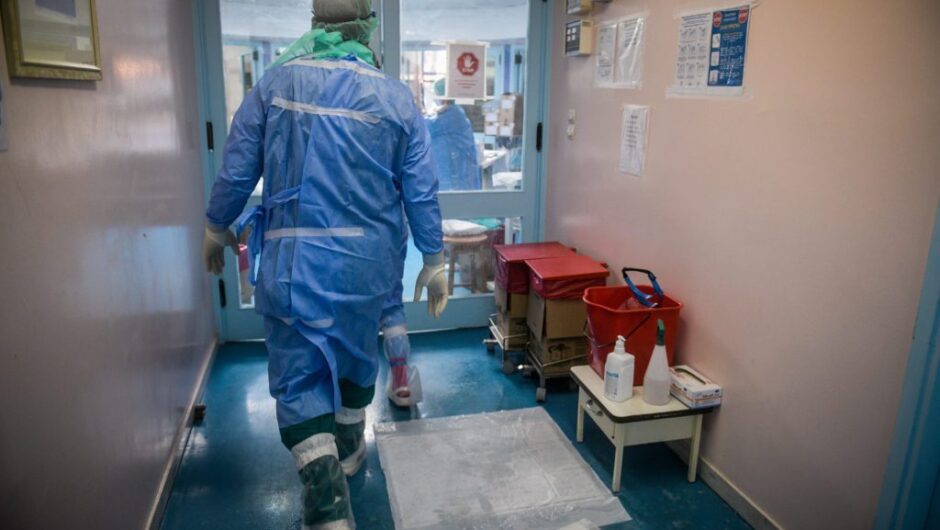 Κορονοϊός: «Μάχη» στα νοσοκομεία της Β. Ελλάδας – Πάνω από 80% οι ανεμβολίαστοι στις ΜΕΘ