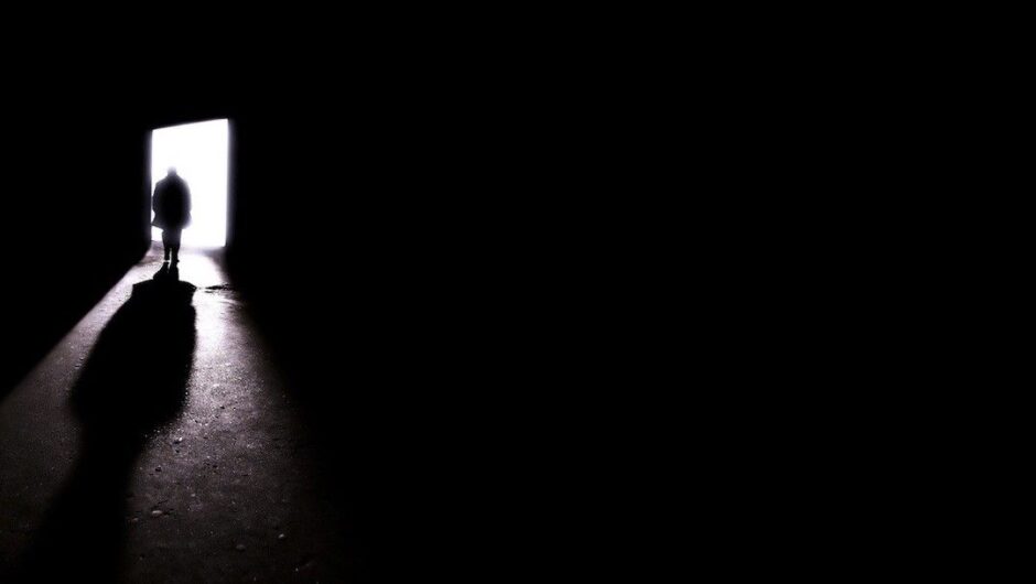 Παραιτηθείτε κύριοι!!!