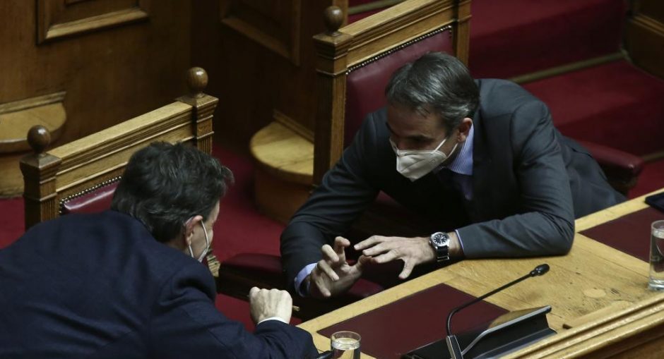 Σοκ! Σουπερμαρκετάδες σε Μητσοτάκη: “Αν δεν κάνεις κάτι, μετά τις γιορτές θα κοιτάνε τα μακαρόνια στα ράφια και δεν θα τα αγοράζουν…”