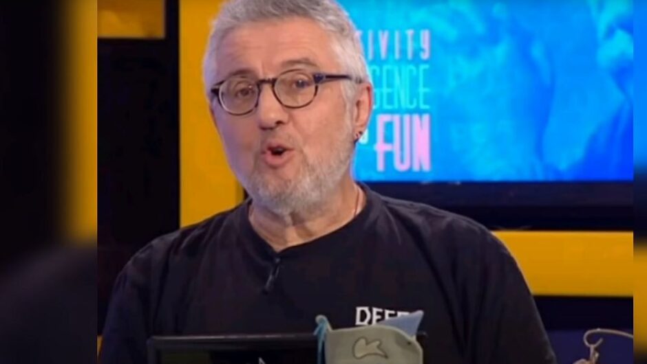 Κορίτσια, απάνω τους!