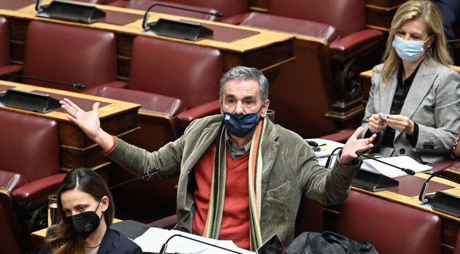 Πυρά και στη Βουλή μετά την αποκαλυπτική έκθεση