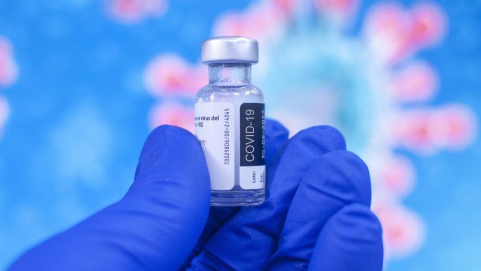 Μονοκλωνικά αντισώματα / Ποιοι πρέπει να έχουν προτεραιότητα – Οι συστάσεις της Επιτροπής Βιοηθικής