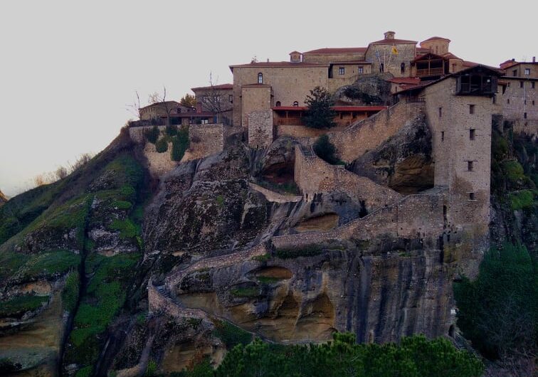 Αγαπημένος προορισμός των Λαρισαίων τα Μετέωρα (φωτ.)