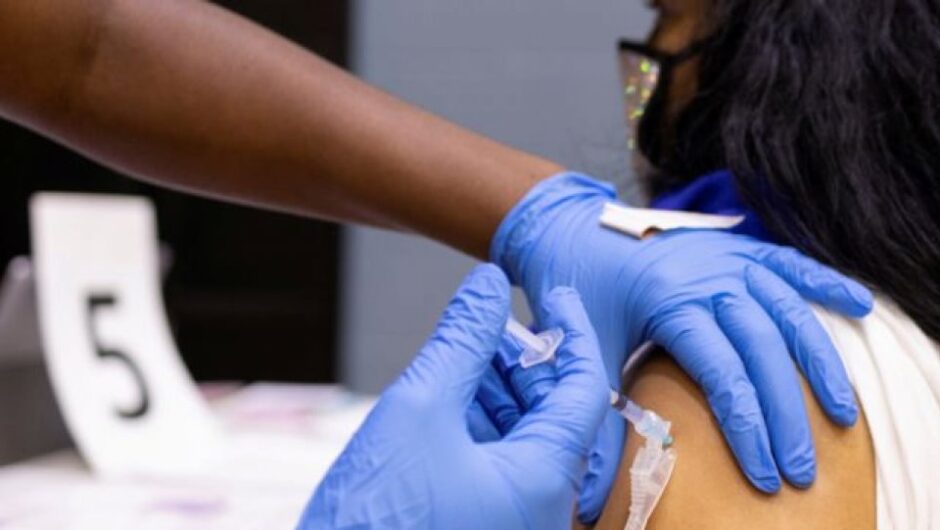 Κορωνοϊός – Εμβόλια: Πόσο υψηλός είναι ο κίνδυνος θρομβώσεων – Ενημερωθείτε