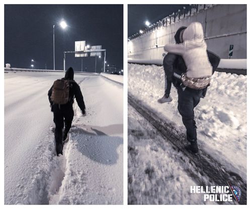 Αθήνα: Αστυνομικός κουβαλά στην πλάτη κοριτσάκι