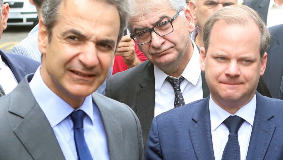 Κυριάκος Μητσοτάκης / Ψάχνει «Ιφιγένειες» για να σωθεί – Δυο υπουργοί στα μαύρα κατάστιχα