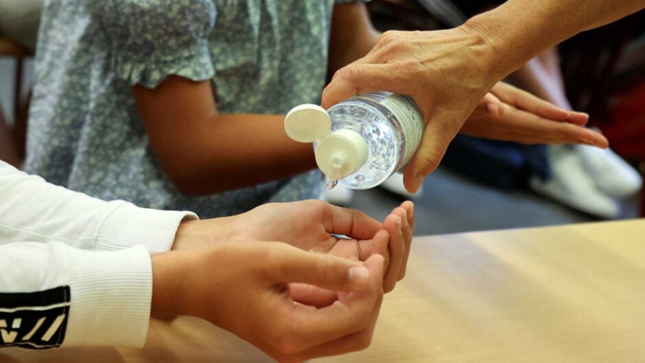 Γερμανία: H πανδημία δεν τελειώνει, ίσως έρθει πιο θανατηφόρα μετάλλαξη λέει ο υπουργός Υγείας