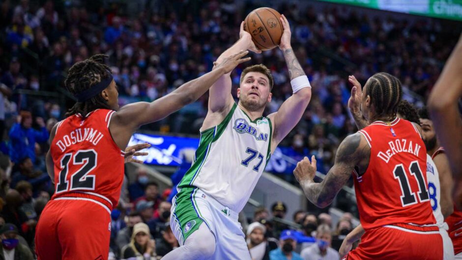 Αποτελέσματα NBA: Ο Λούκα Ντόνσιτς σταμάτησε τους Σικάγο Μπουλς – Νίκη για τους Γκόλντεν Στέιτ Γουόριορς στην επιστροφή του Κλέι Τόμπσον