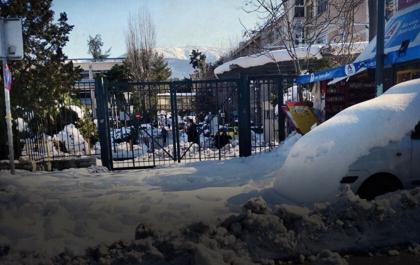 Το ΓΕΝΝΗΜΑΤΑΣ στον πάγο: «Στο νοσοκομείο χαμός – Ασθενοφόρα κολλούσαν στην είσοδο – Ένας νοσοκόμος έκλαιγε»