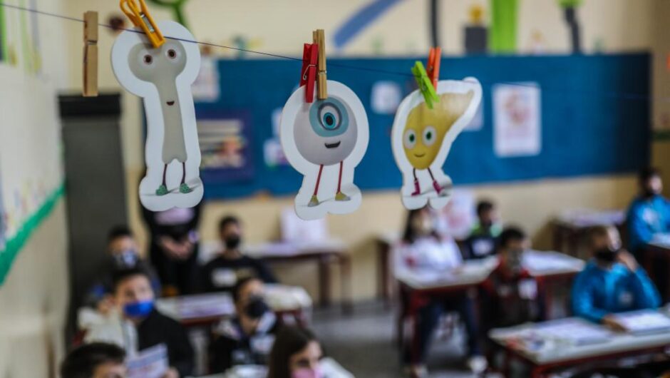 Σχολεία / Με 1 – 3 κρούσματα κλείνουν στην Ευρώπη, με 15 στην Ελλάδα