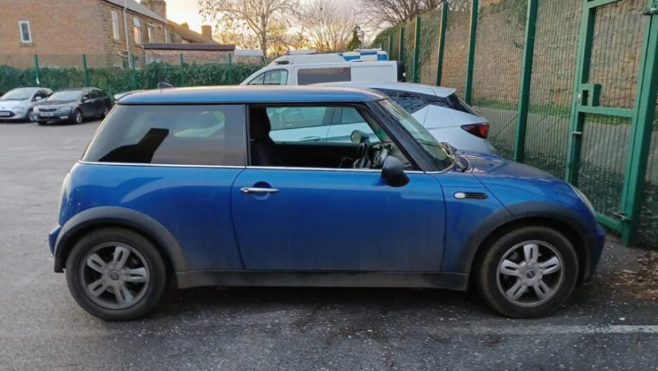 Βρετανία: 84χρονος οδηγούσε… εβδομήντα χρόνια χωρίς δίπλωμα