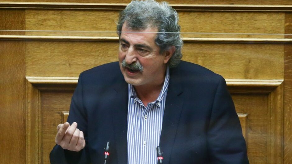 Πολάκης: «Πολιτικός απατεώνας» ο Μητσοτάκης