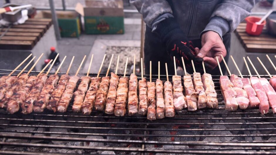 Τσικνοπέμπτη 2022: Πότε «πέφτει» φέτος – Πότε είναι η Καθαρά Δευτέρα