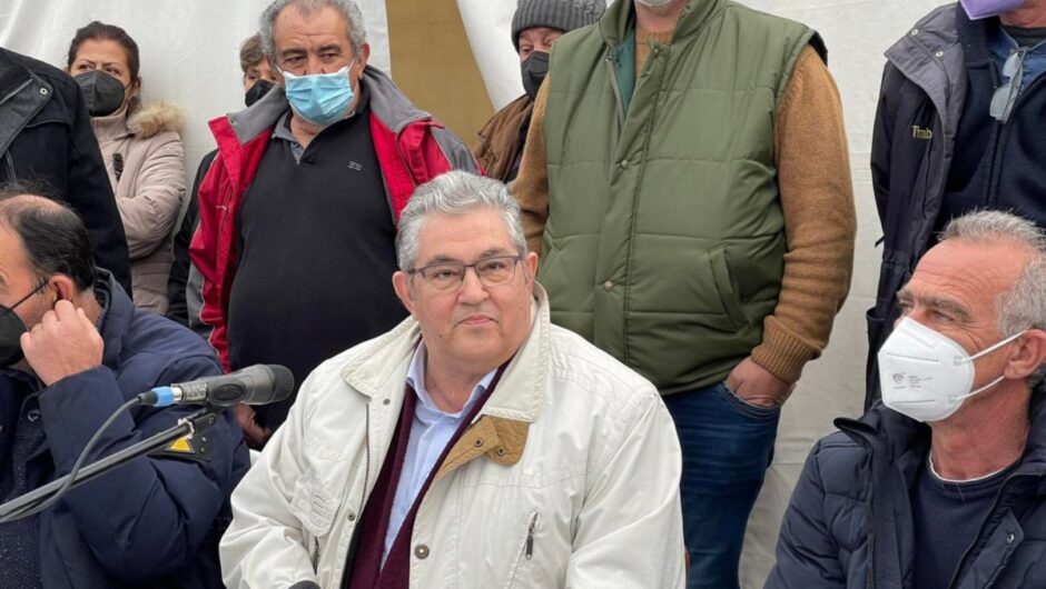Στο πλευρό των αγροτών ο Δ. Κουτσούμπας (φωτ. & βίντεο)