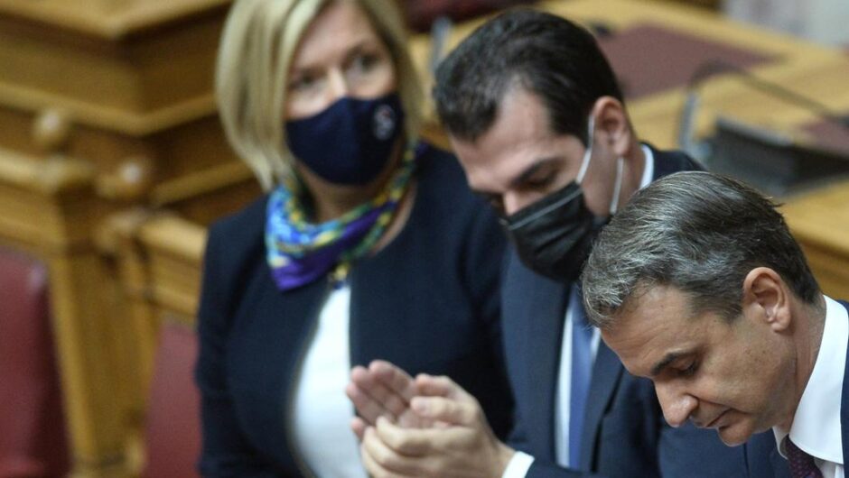 Γιάννης Πρασσάς / Το επόμενο φονικό κύμα θα έρθει και αντί να χτίζουμε άμυνες ακούμε ευχολόγια