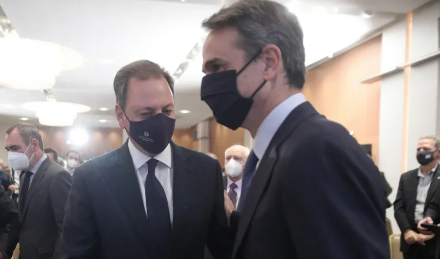 «Back to the… future»: Μια «παραίτηση», μια διαγραφή και η επιστροφή των «Μαυρογιαλούρων»