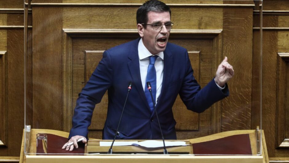 Κόντρα Καιρίδη – Μουλκιώτη για τον… τσάμικο και τα ένσημα του Ανδρουλάκη!