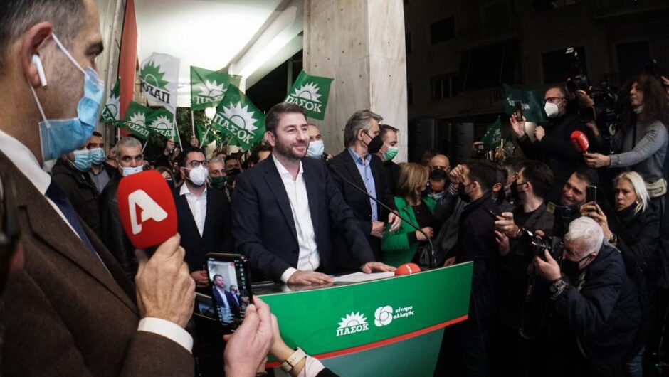 ΚΙΝΑΛ / Με το βλέμμα στον μύλο της πόλωσης