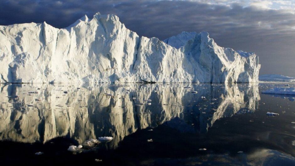 Οι πάγοι που λιώνουν στη Γροιλανδία μπορούν να βυθίσουν τις ΗΠΑ