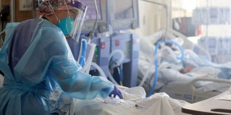 Τρίτη στην Ευρώπη σε θανάτους από κορωνοϊό η Ελλάδα