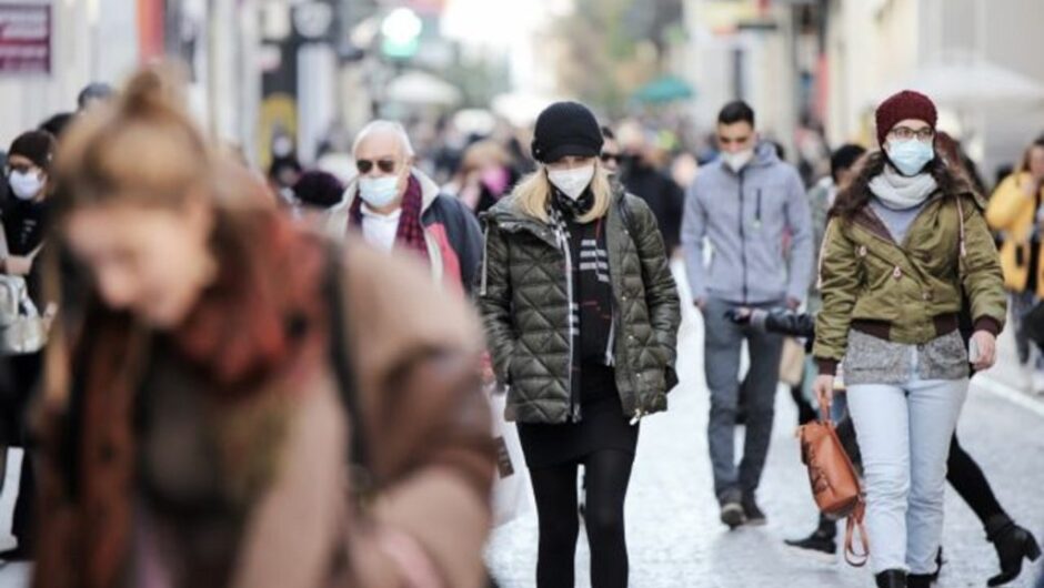 Πανδημία: Μοντέλο «συνύπαρξης» με τον ιό εξετάζει η κυβέρνηση