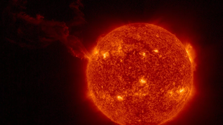 NASA / Τηλεσκόπιο κατέγραψε τη μεγαλύτερη έκρηξη στον Ήλιο
