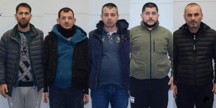 Αυτή είναι η σπείρα με τους 19 αλλοδαπούς που έκλεβαν σε Μέσα Μεταφοράς