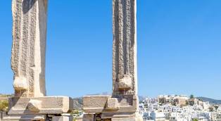 Λιμάνι Νάξου: Μια μικρή χωματερή στο βυθό