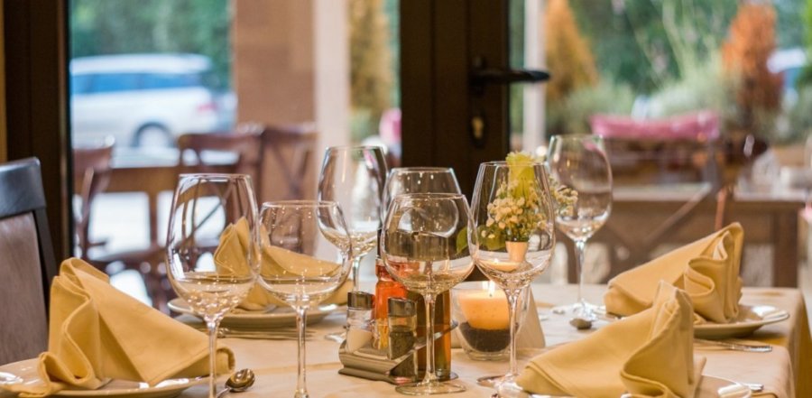 Λάρισα: Έρχονται αυξήσεις τιμών σε ταβέρνες και εστιατόρια