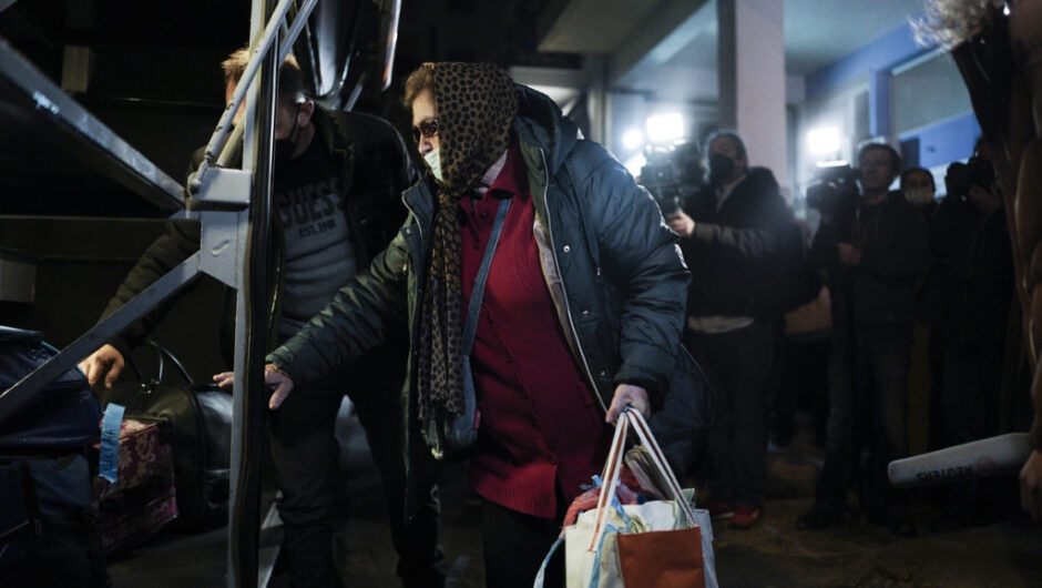 Πάνω από 830.000 άνθρωποι έχουν εγκαταλείψει τα σπίτια τους – 1.840 έφτασαν στην Ελλάδα