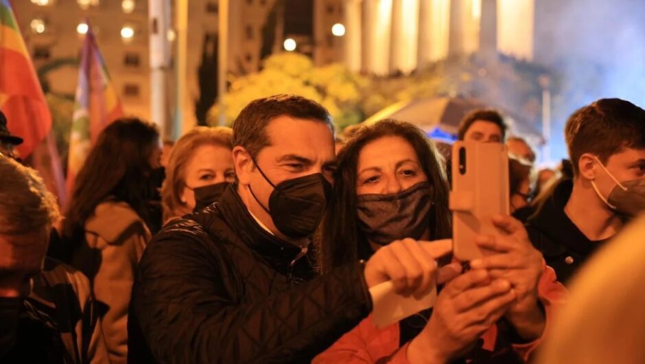 Στη συναυλία ειρήνης στα Προπύλαια ο Αλέξης Τσίπρας