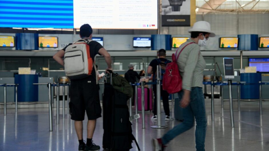 Τέλος οι Ρώσοι τουρίστες στην Ελλάδα – Καταργεί η Μόσχα τα τουριστικά πακέτα προς τις χώρες που της επέβαλλαν κυρώσεις