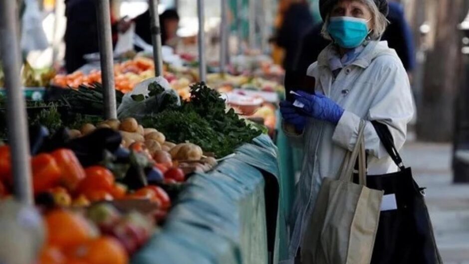Πόλεμος στην Ουκρανία / Αντιμέτωπη με πληθωριστικό σοκ η ελληνική οικονομία