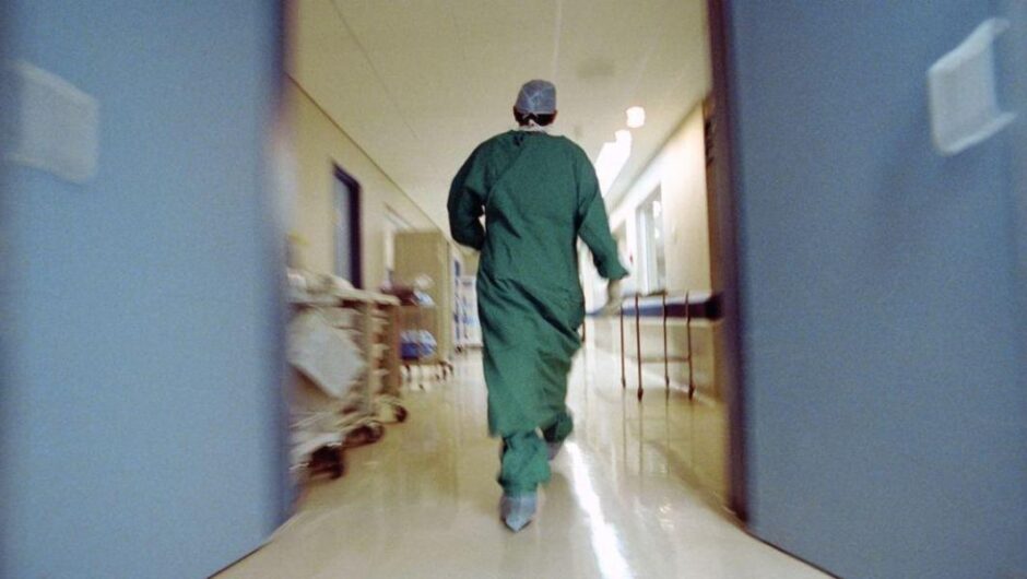 Κυβέρνηση Μητσοτάκη / Βαριές αιχμές ΠΙΣ για τις αλλαγές στις πολιτικές υγείας