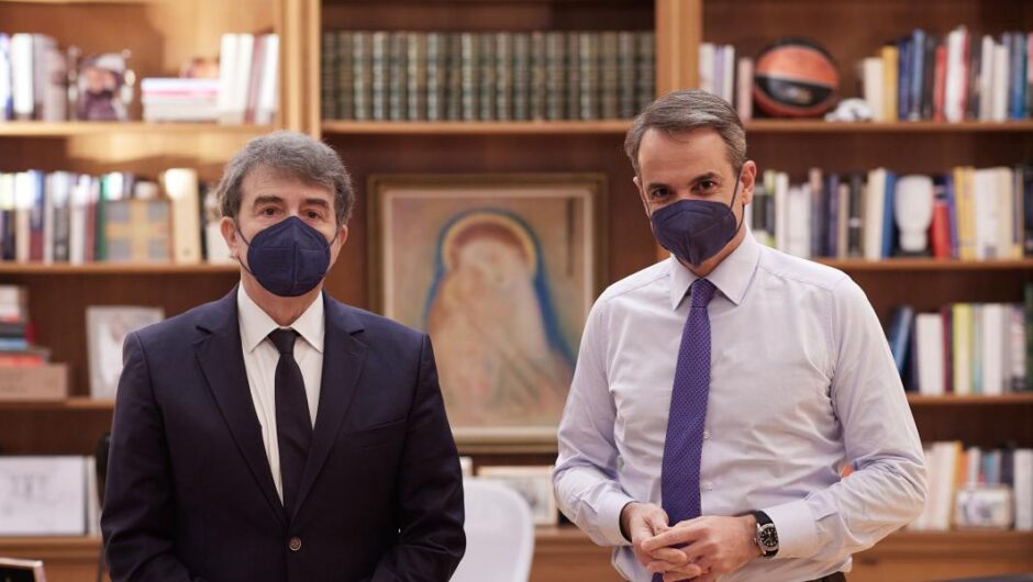 Κυβέρνηση Μητσοτάκη / Αναζητούν εκλογική διέξοδο λόγω των ανατιμήσεων